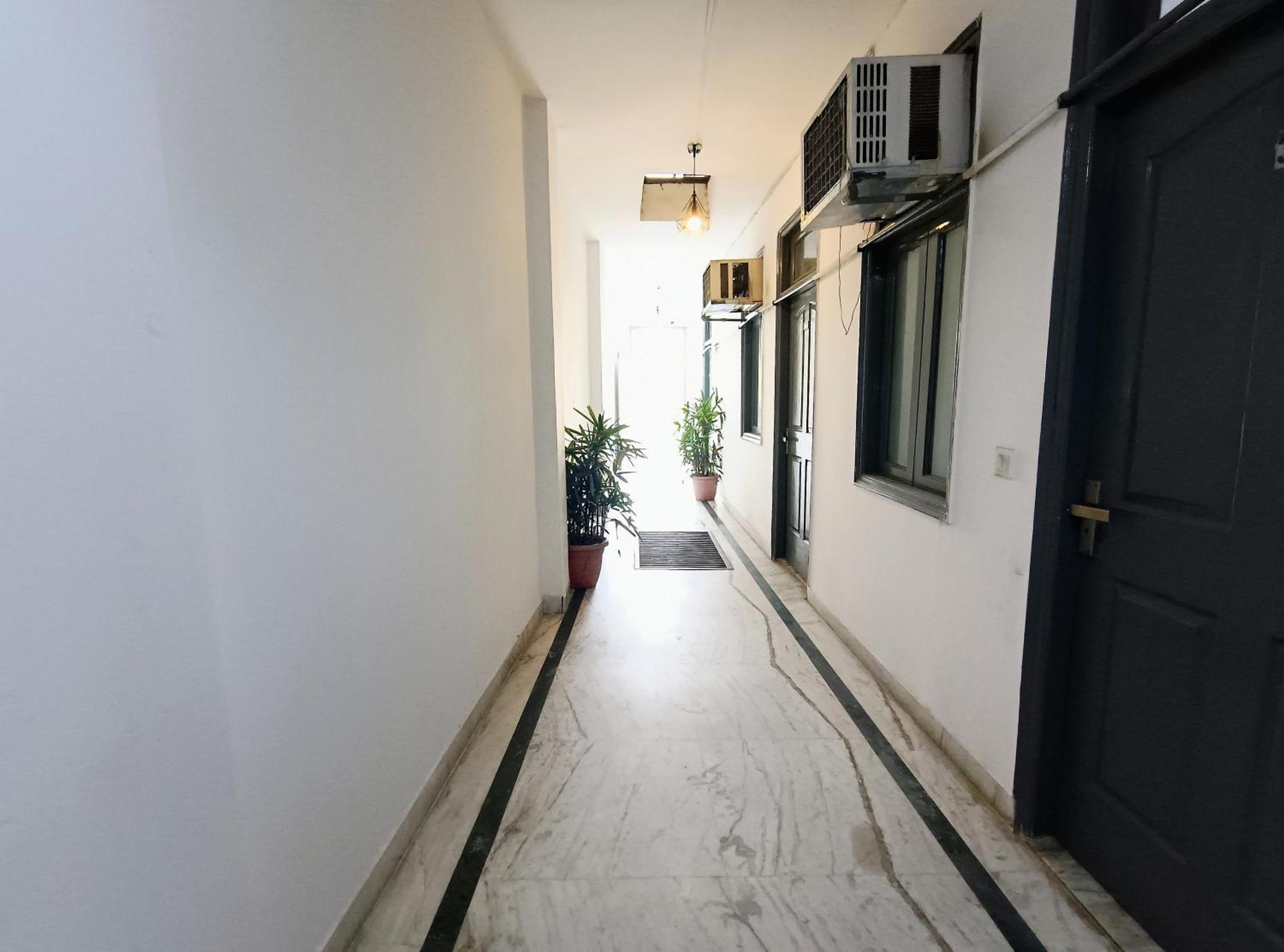 Hotel Hauz Khas Fort View Nova Deli Exterior foto