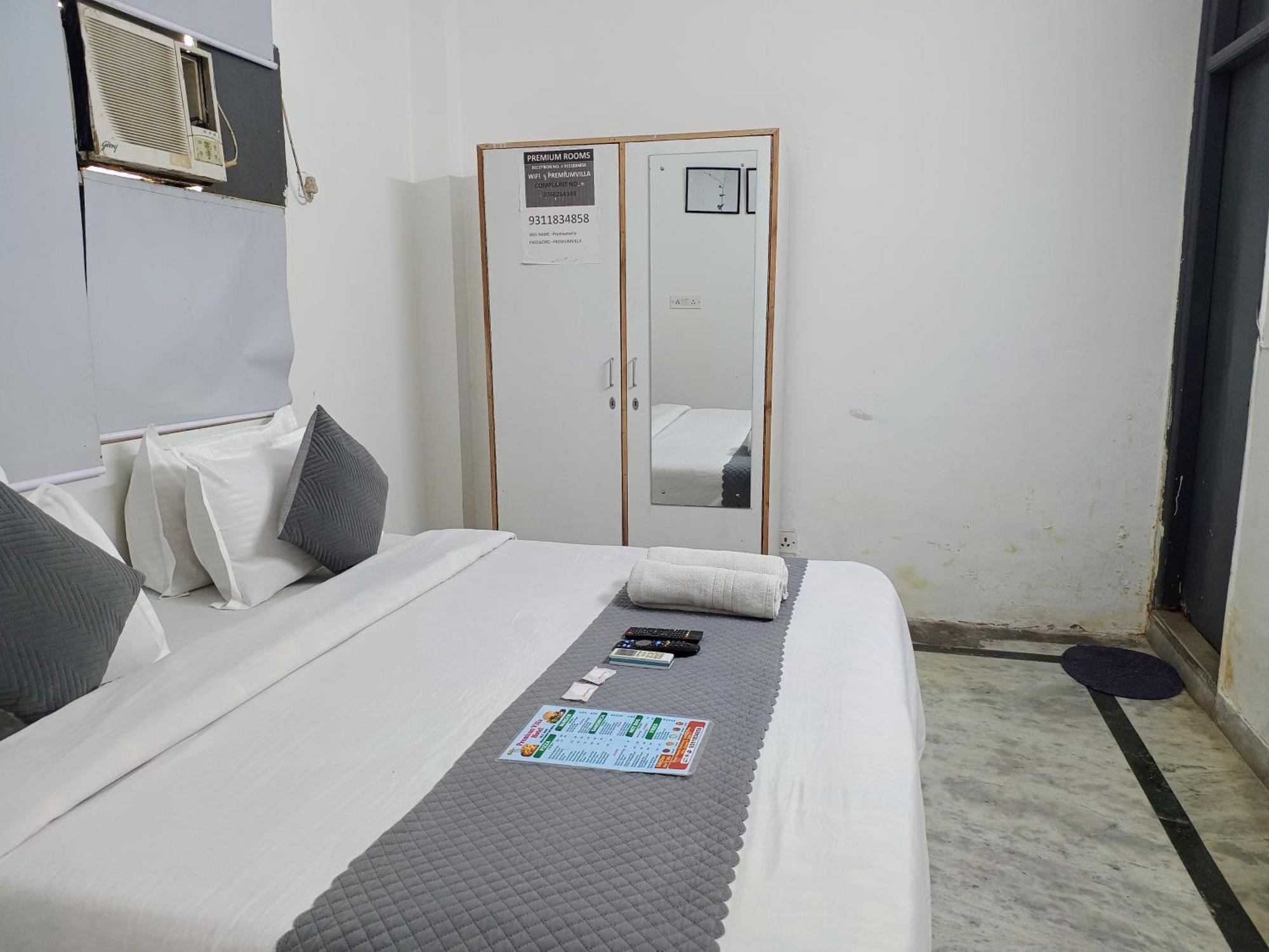 Hotel Hauz Khas Fort View Nova Deli Exterior foto