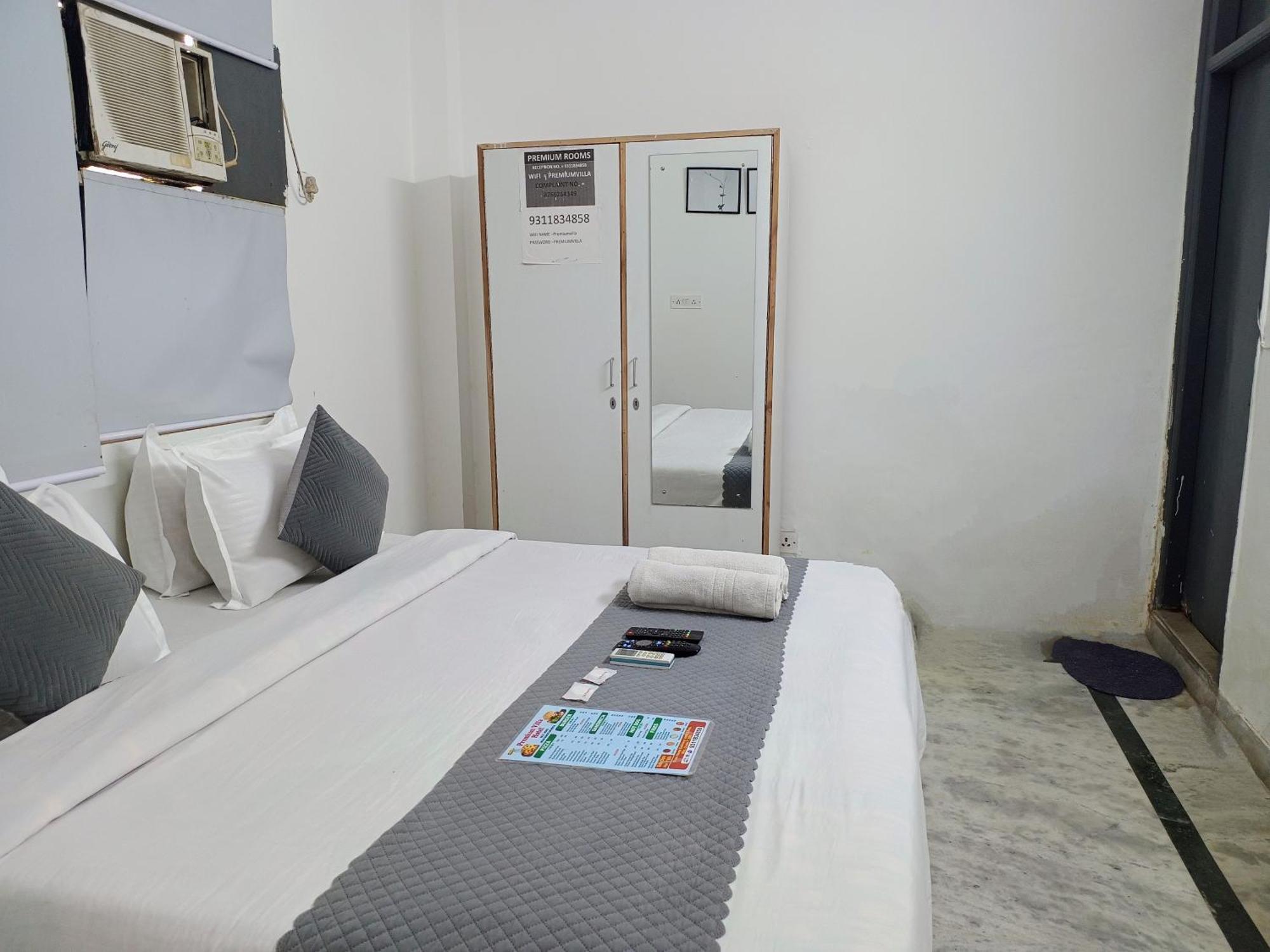 Hotel Hauz Khas Fort View Nova Deli Exterior foto