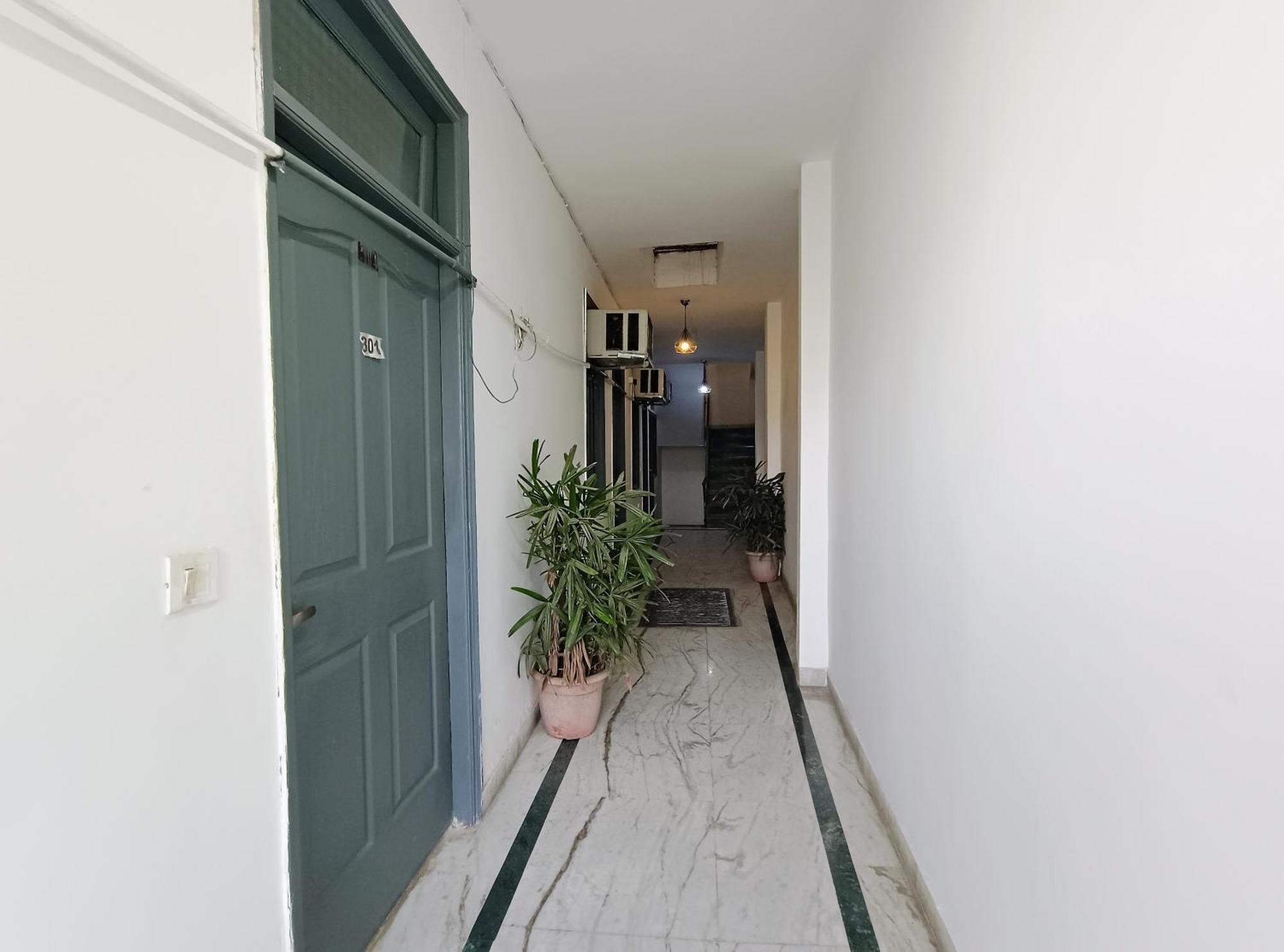 Hotel Hauz Khas Fort View Nova Deli Exterior foto